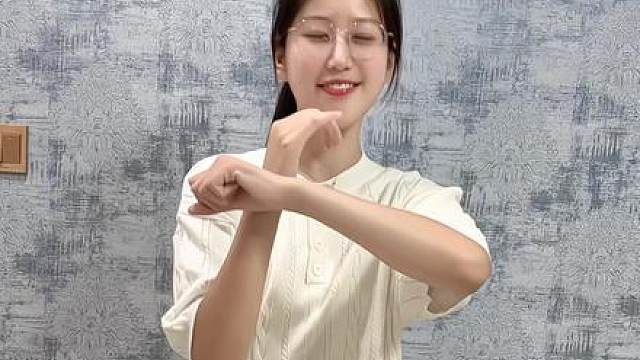 终于对这首歌下手了，节奏感太强了，真的好喜欢！