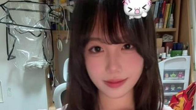 ^ ʚɞ^ミ ෆ 。ෆ ミ