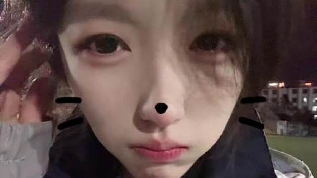 我就是这样萌萌的一个变脸王^ ̳- ‧̫ • ̳^ฅ