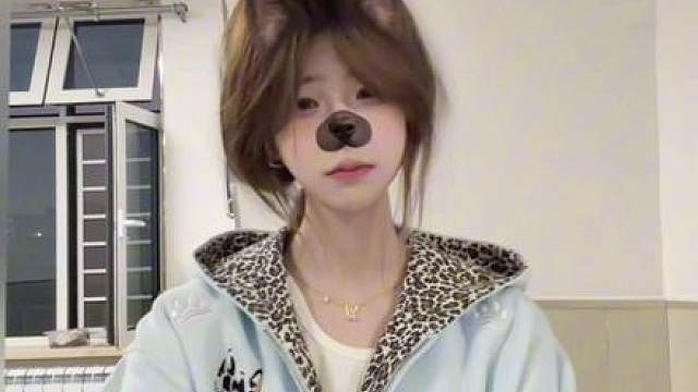 我总是一个人从 午夜到清晨