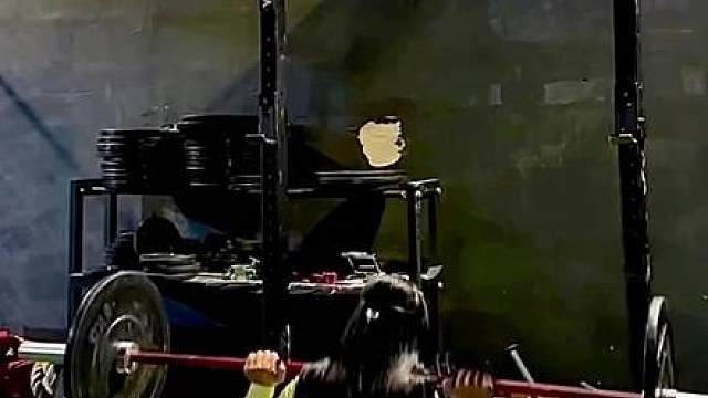 下肢＋体能，只需要一根杠铃就足以 不知道练啥的可以试试