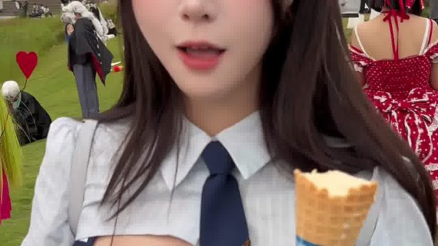 宝宝漫展结束了要一起吃饭吗