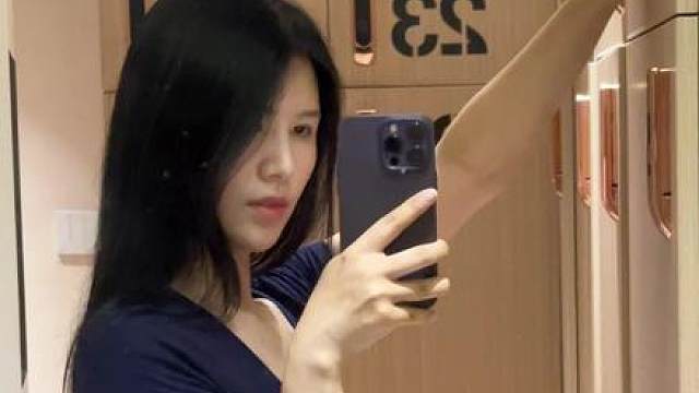 最爱练臀腿了，可惜搭子不爱