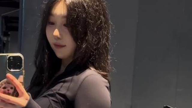 多撸铁多出汗 少谈恋爱少扯淡