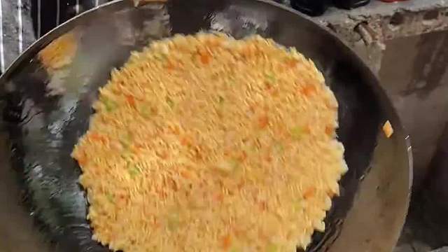 让大集小王加工个泡面，大家看有营养吗？