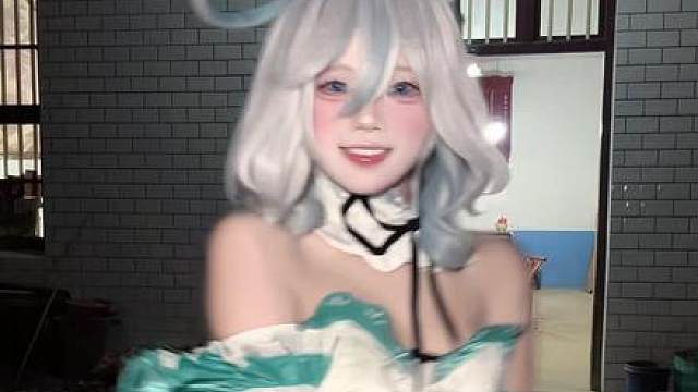 觉得我跳的好看的扣1 不好看的扣嘉年华