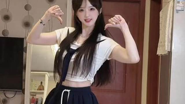 你也偷偷的望着我