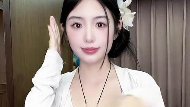 过！来！（很凶狠的语气和表情）