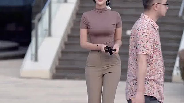 “观我旧往同我仰春 知我晦暗许我春朝”