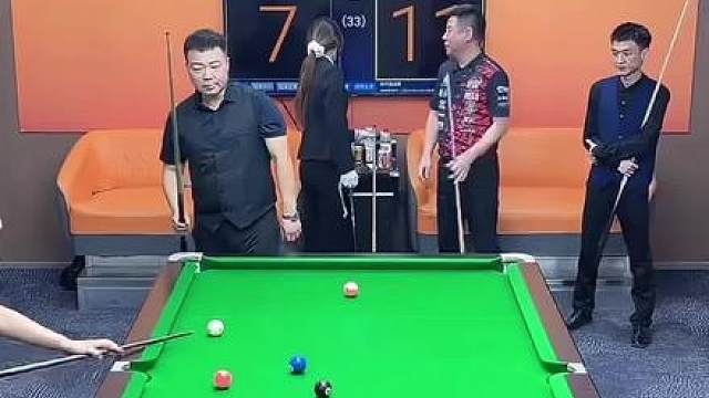 为了赢比赛跟裁判套近乎，感觉辣椒要叛变！