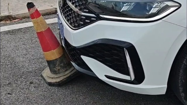 开车上路判断车距5个技巧