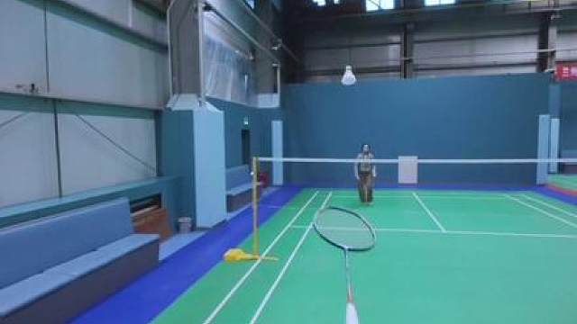 他练了一阵，觉得自己能耐了（最后累出喵叫？）