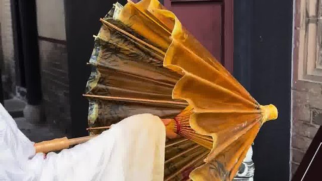 “花来花去花无悔”的下一句是什么