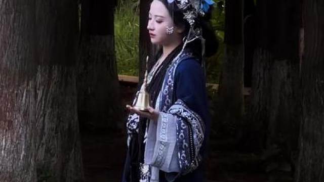 “阿哥诶，来了就别走诶”