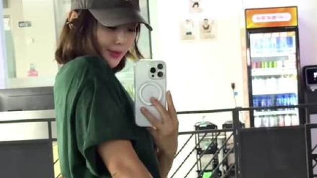 知道你不喜欢一般的 我是二班的