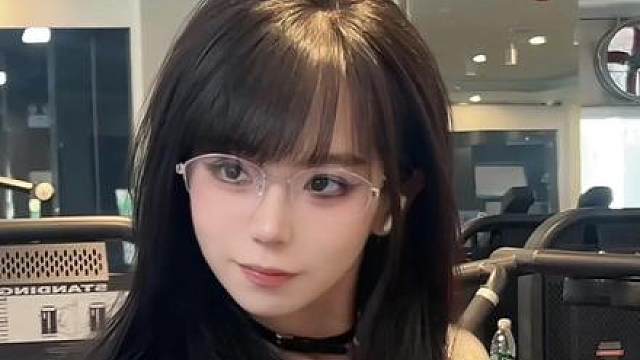 大头又带着她的三板斧走来了