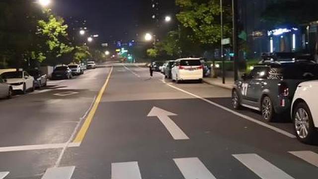 “真的有点像鱼总”