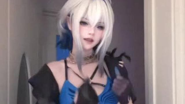 嘉贝莉娜降临 已成年