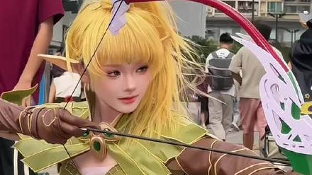 请在靠近我一点