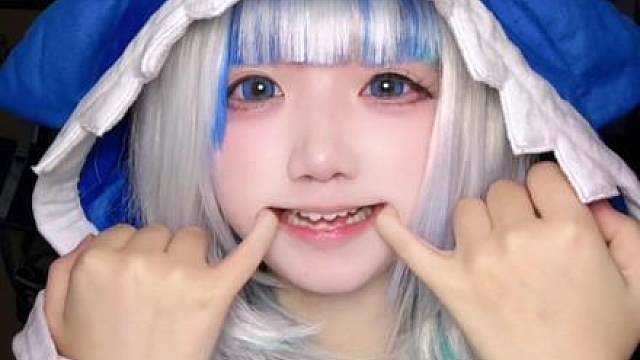 检查牙齿 不是史迪仔！是我们小鲨鱼gura