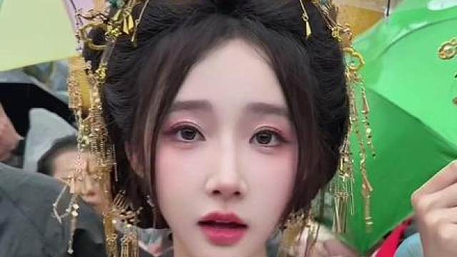 阮迪慧一天几个皮肤啊来回换