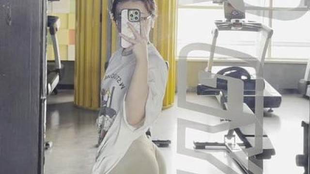 饿的时候带点米饭来健身房找我 因为我有点菜