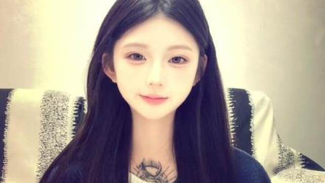 哪个更可爱呢喵