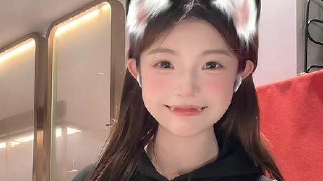 以后你试试的头发和眼角都由我来擦 好吗？