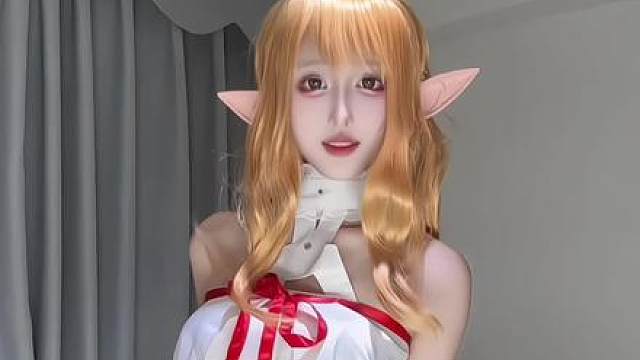 请在靠近我一点