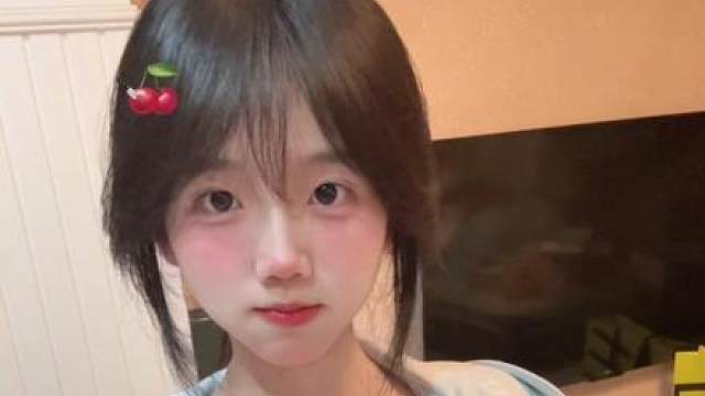 头晕晕的 感觉是缺乏维生素RMB