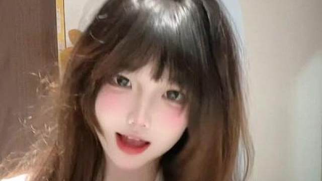 萌王驾到( ̀ ́)