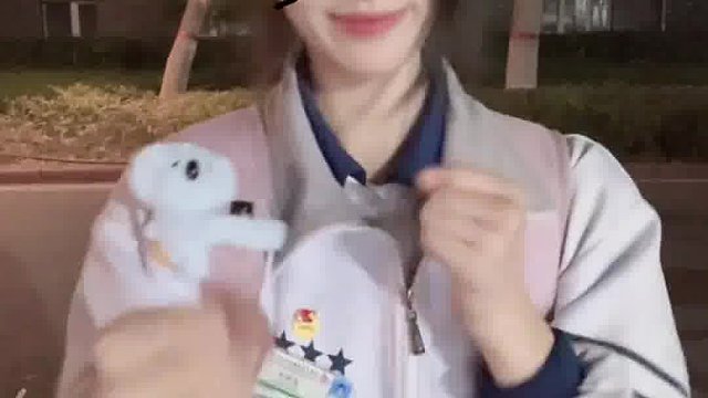 你是全世界最好的礼物 你一直在的话我会一直很开心(o)