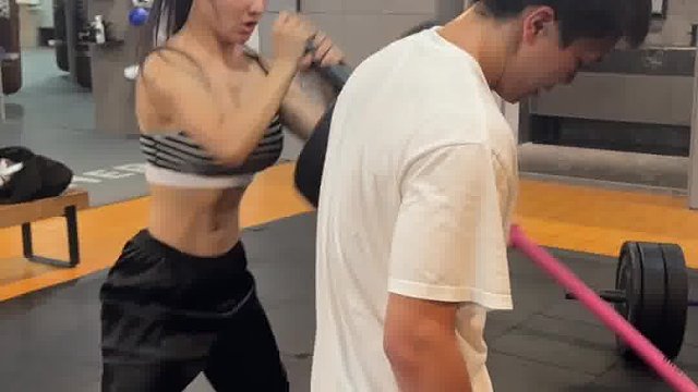 身材和汗水不会说谎