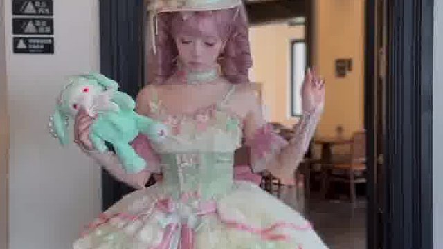 还以为看到了洋娃娃