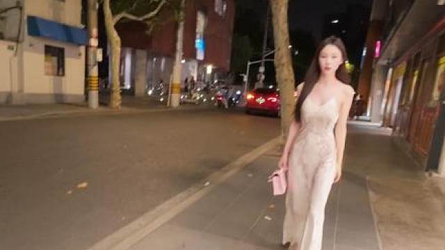 上海街拍/七一，给陌生人拍照