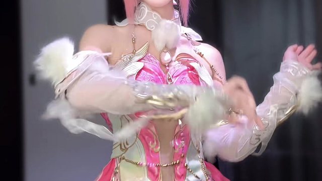 为什么这个舞叫傻狗摇？来个人科普一下