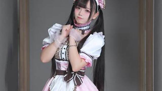 萌妹子浅跳一下