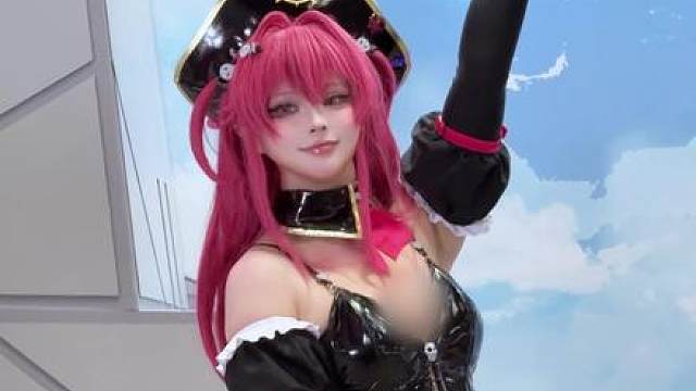 偷偷给你比个心