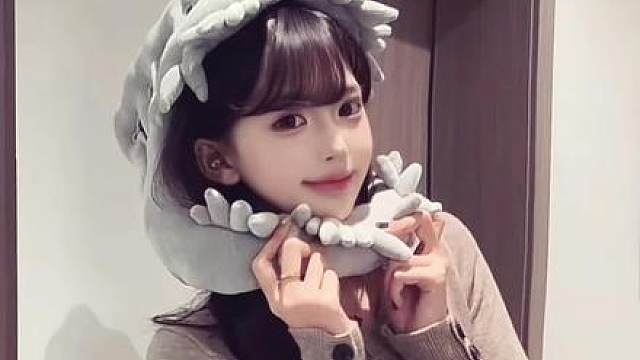 我能嘤嘤嘤，也能冷冰冰