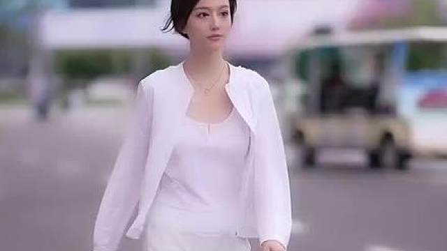 爱在每个瞬间。慢慢绽放。