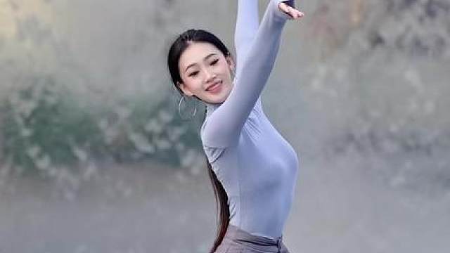 今天的背景墙打几分？