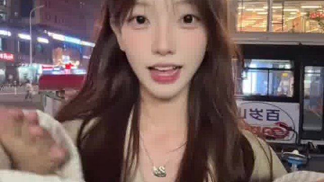 是谁 看完许妍宝宝就去染头发了