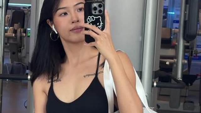 没事的 轻舟已经后空翻