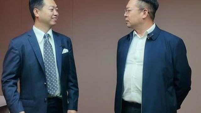 娃娃学的真快啊…哈哈哈哈