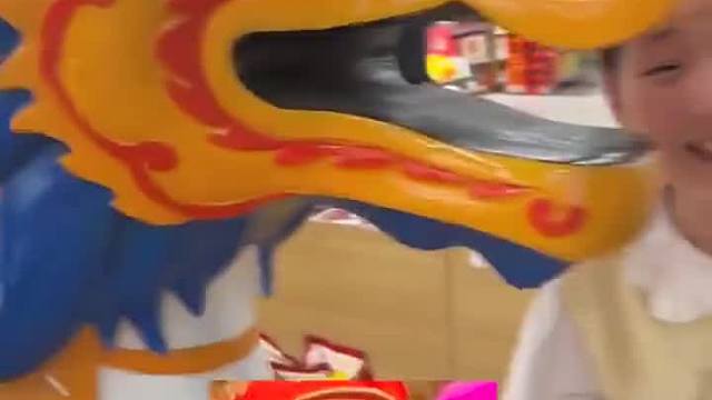 别拿卫生巾来开玩笑  ​