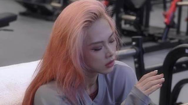 你活成了很多人不敢活成的样子 也就冒犯了他们将就的一生