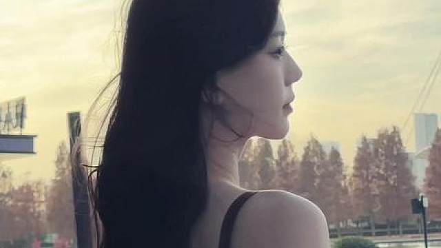 哈喽你醒啦 这是2005年的秋天