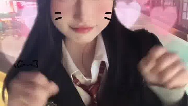 理理我嘛(｡í _ ì｡)(υ . . υ) ·(៸៸᳐៸៸᳐ )੭ ﾞ其实我是小猫来的。。