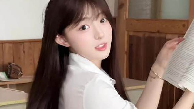 后来 你会发现纯净的爱意和奋不顾身的勇气都是不可再生之物