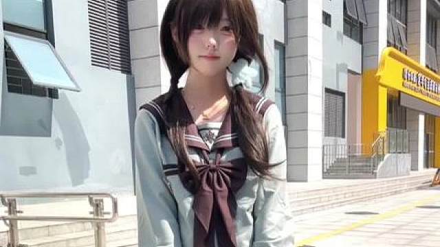 带了点萌属性。嗯